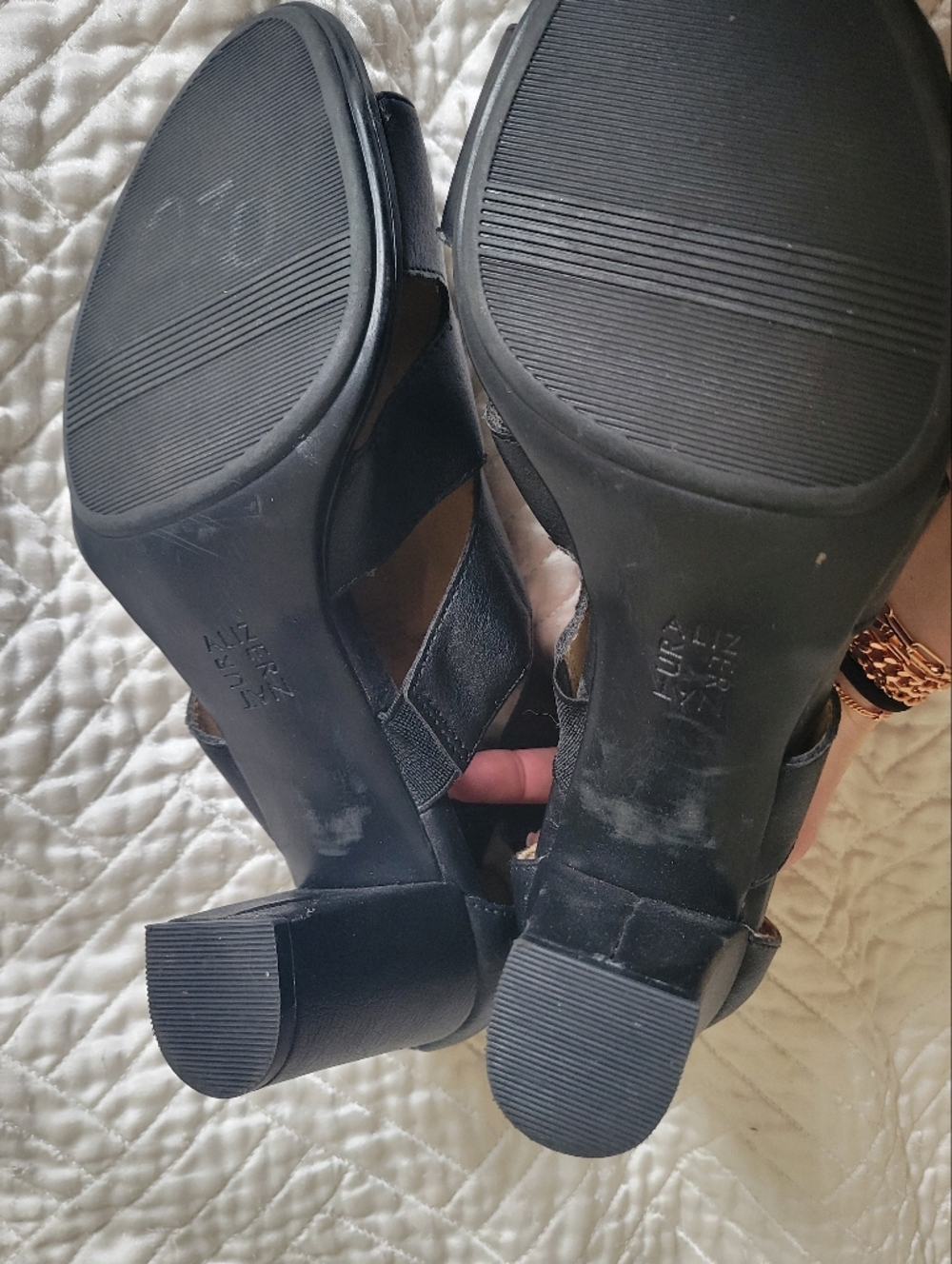 Naturalizer Black Leather Cutout Block Heel Sandals Comfort Chic Size 8 - Picture 5 of 7